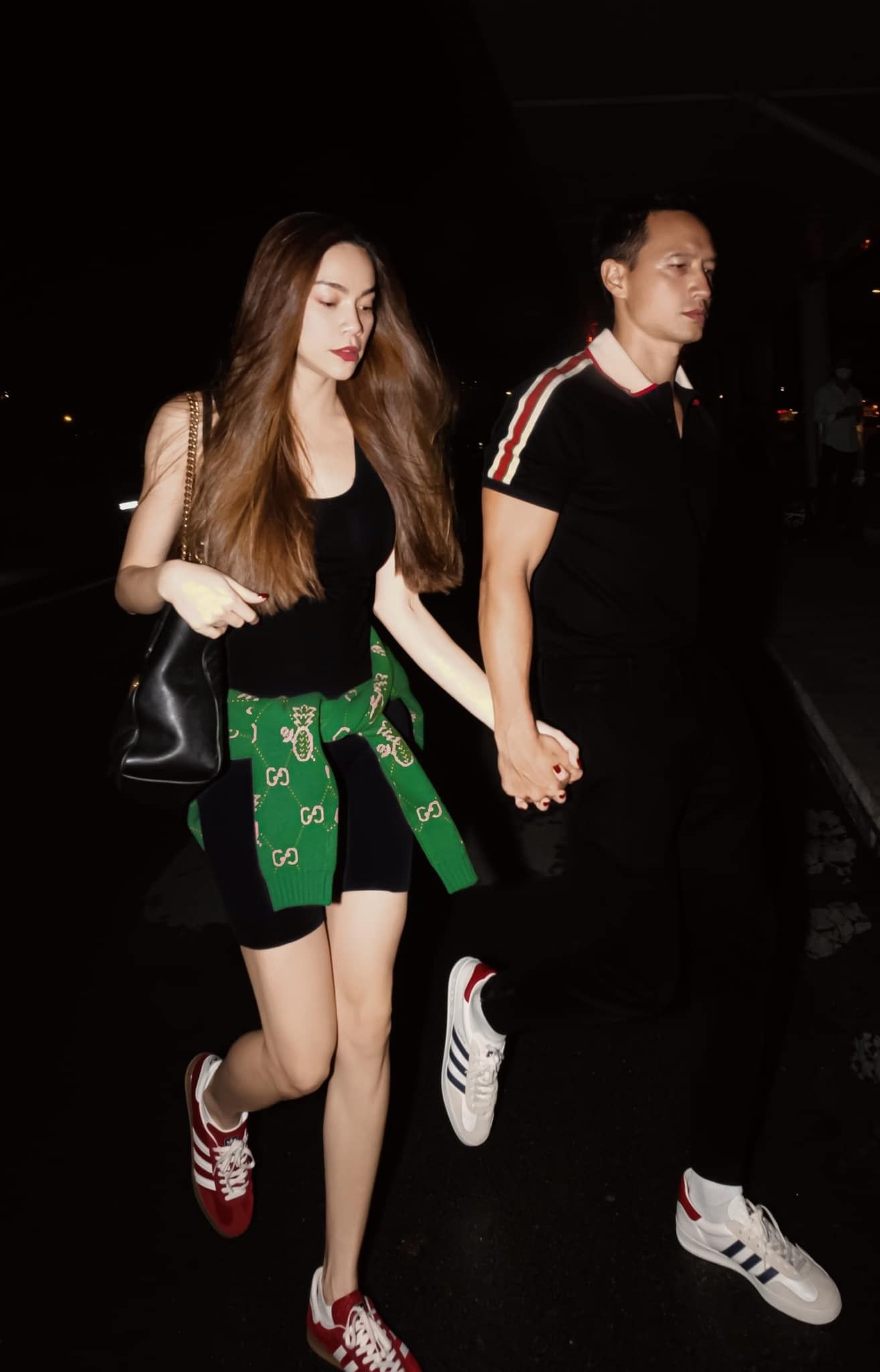 Kim Lý đặt tay lên lưng nữ đồng nghiệp của vợ, phản ứng của Hồ Ngọc Hà khiến dân tình xôn xao - ảnh 9