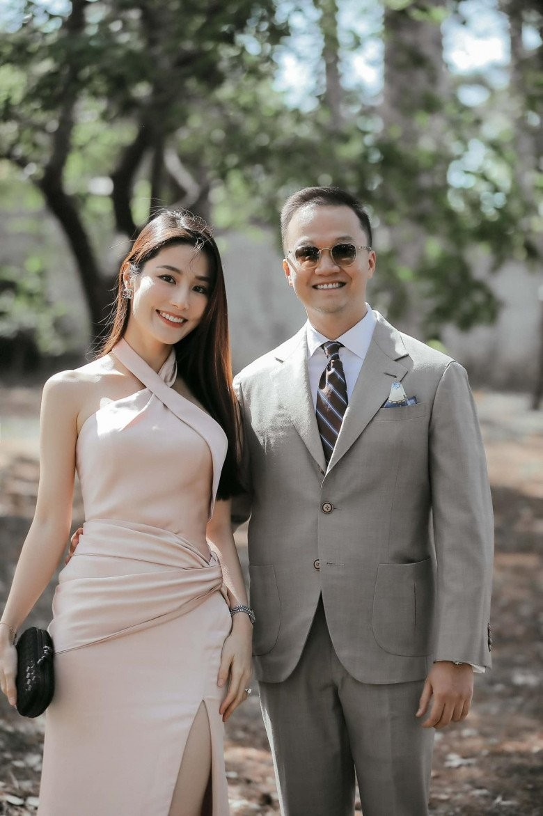 Hé lộ thời gian Diễm My 9X tổ chức đám cưới, gia thế "giàu nứt" của hôn phu Việt kiều gây tò mò