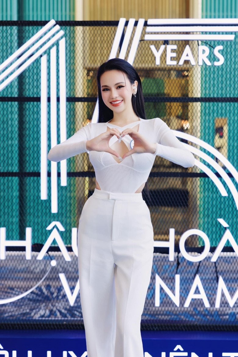 Nhan sắc hiện tại của thí sinh Hoa hậu Hoàn vũ Việt Nam 2023, so với quá khứ thay đổi chóng mặt