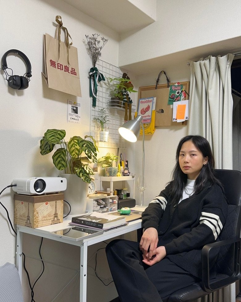 Cô gái Việt độc thân ở Nhật sống trong phòng trọ 19m2 giá thuê 8 triệu/tháng, nhặt sofa vứt đi về tự trang trí phòng