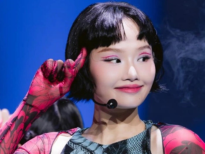 miu-le-17509143129841360229751-69-0-588-991-crop-175091432908812316779-1778759055.jpg