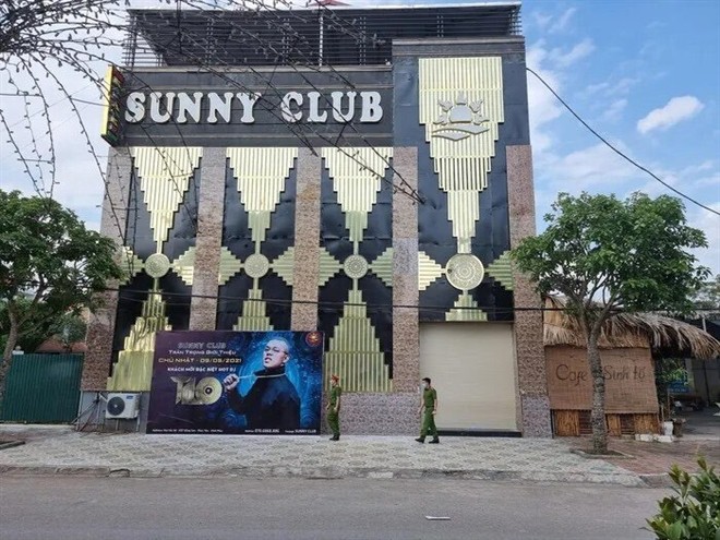 sunny-club-20452177-1620527895.jpg