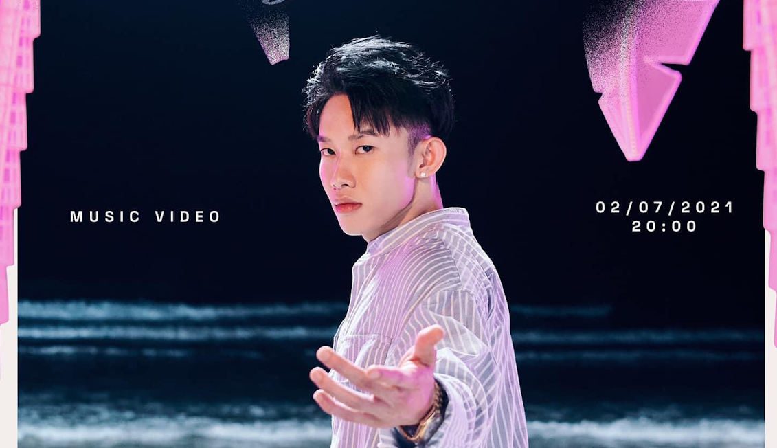 Kay Trần tung poster MV “Nắm đôi bàn tay”