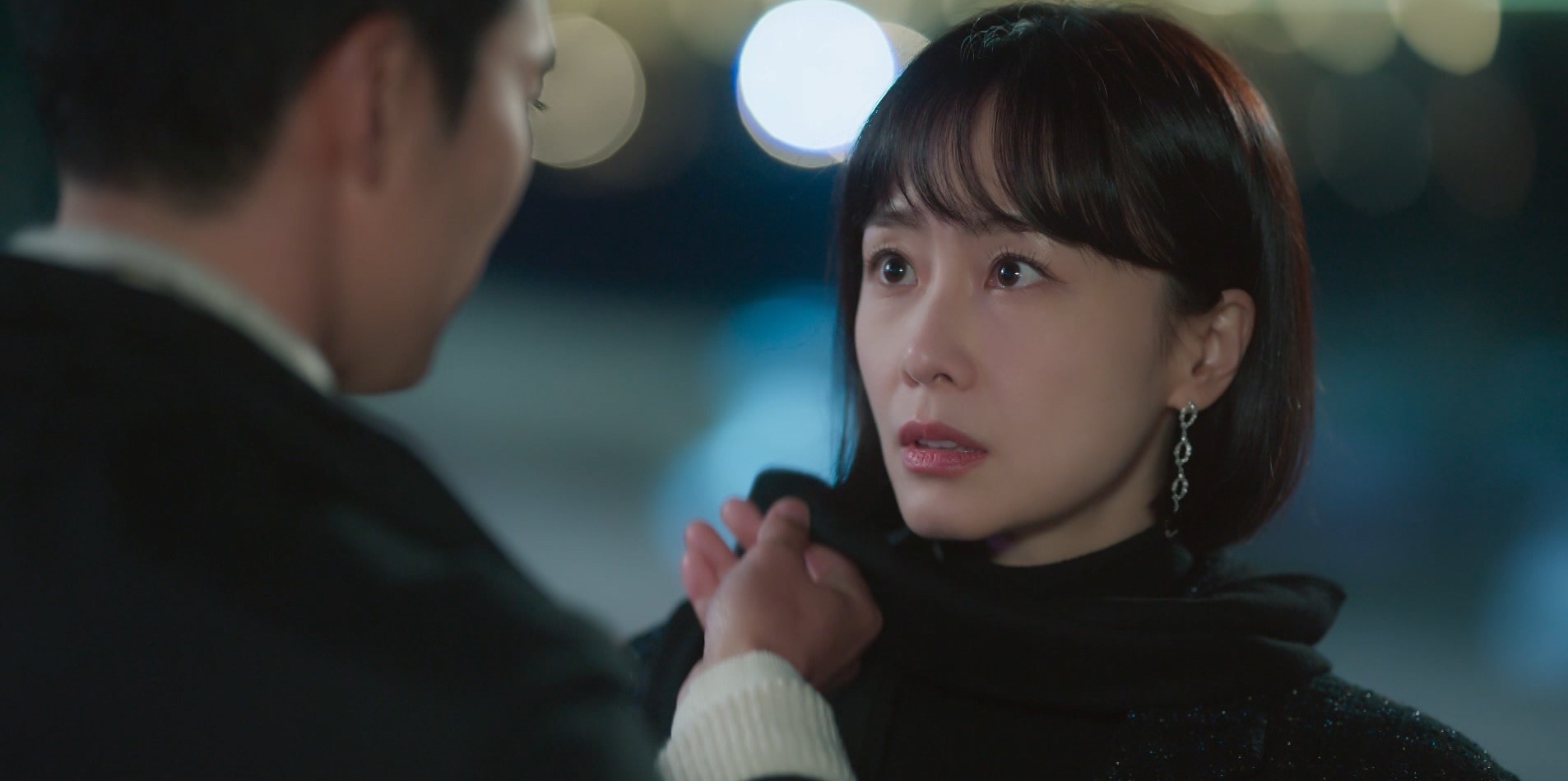 hong-soo-hyun-han-ba-da-va-tinh-cu1-1691114917.jpg