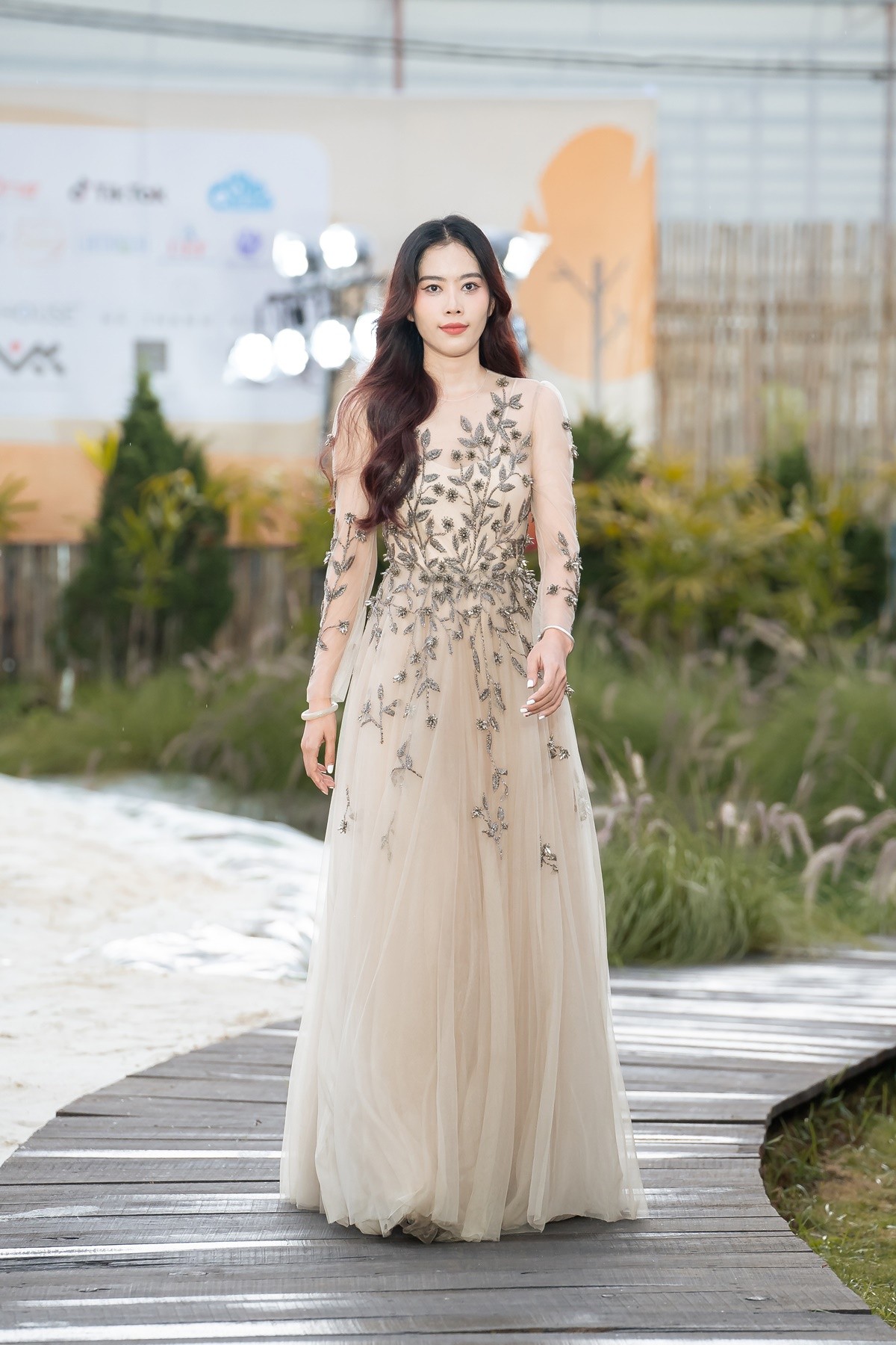 show-thoi-trang-5-1693822891.jpg