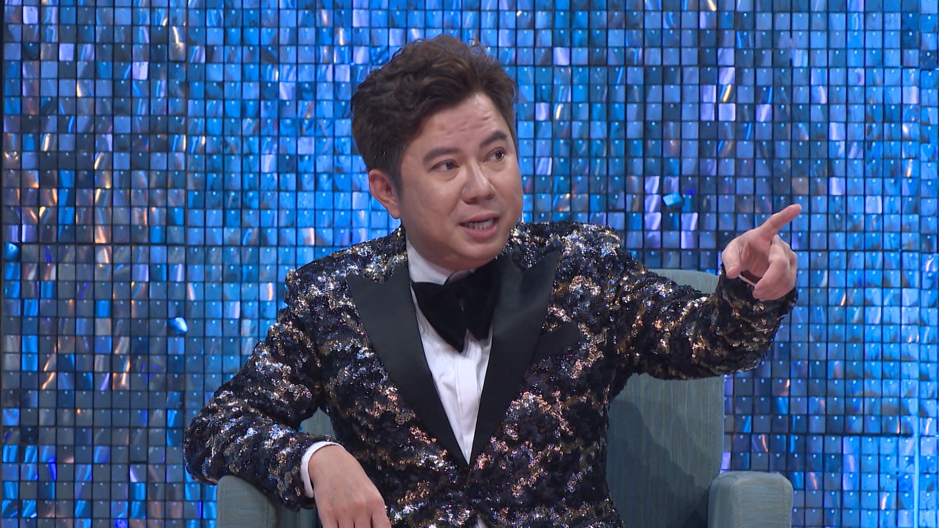 quoc-dai-noi-ve-hinh-ky-niem-1695635763.jpg