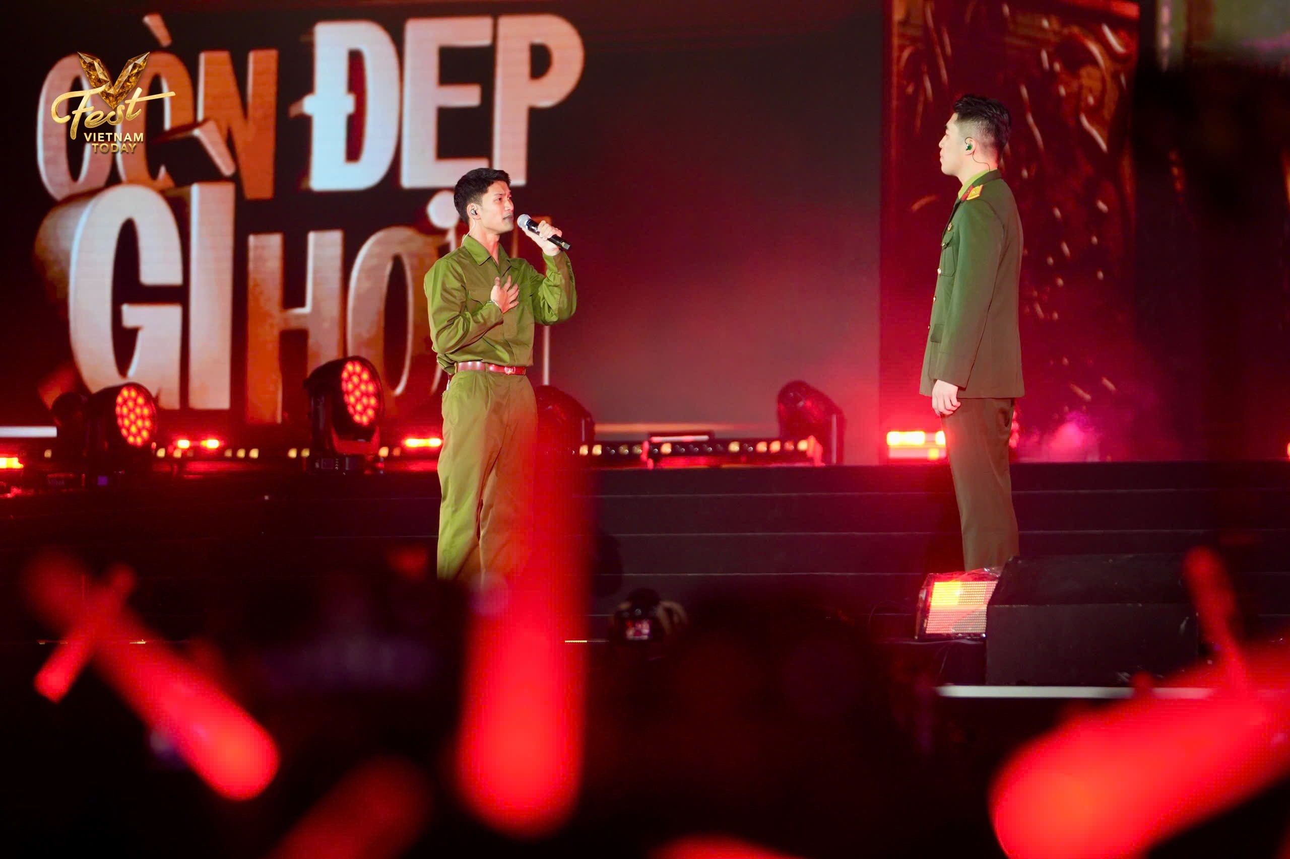v-fest-vietnam-today-khi-22000-con-tim-hoa-cung-nhip-hat-cua-noo-phuoc-thinh-nguyen-hung-vu-9-1758427291.jpg