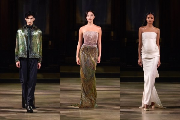 vay-ao-cam-hung-ve-vong-tuan-hoan-cua-thien-nhien-cua-ntk-tran-hung-o-london-fashion-week-spring-summer-2026-6-1758459589.jpg