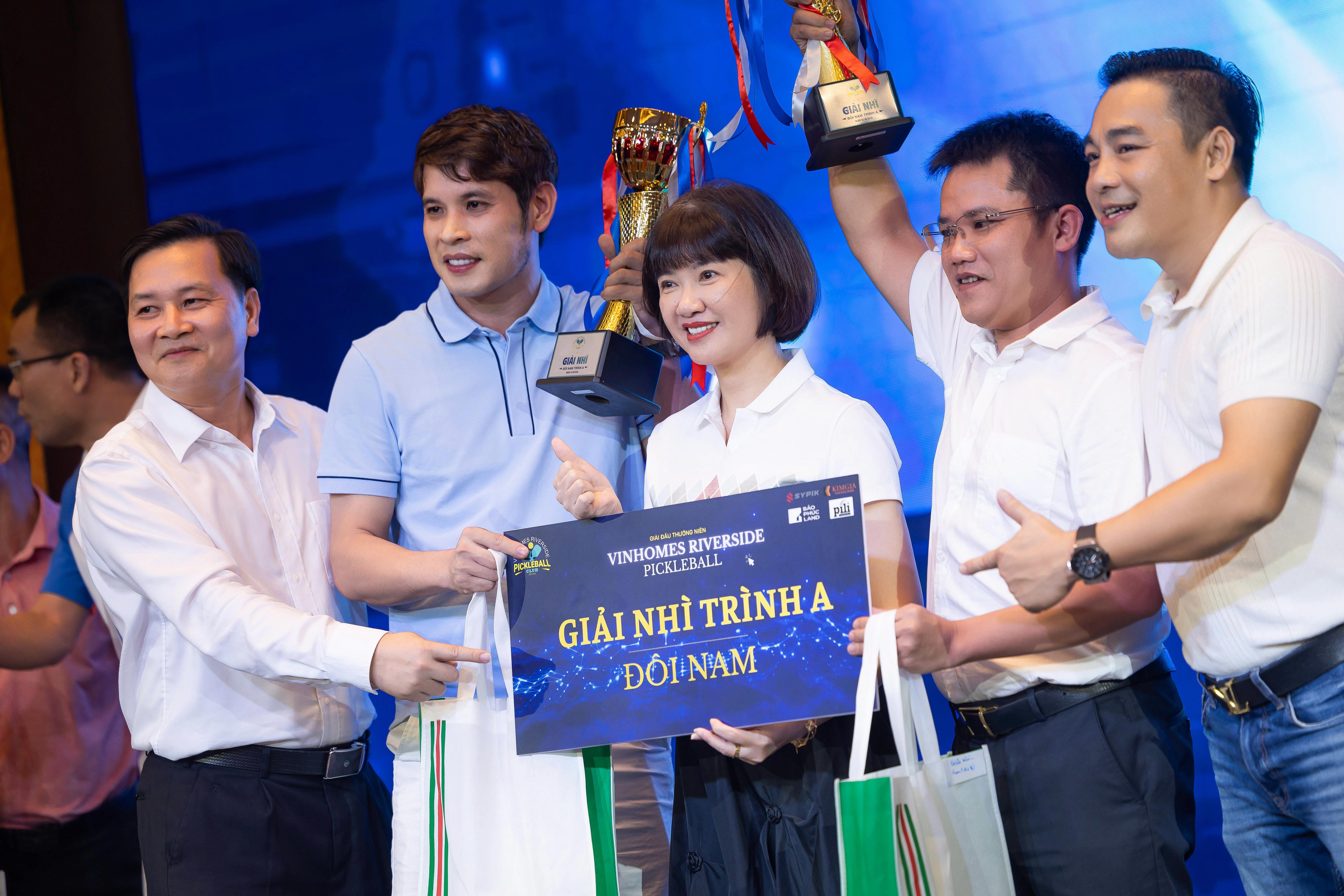 gala-733-1760500445.jpg