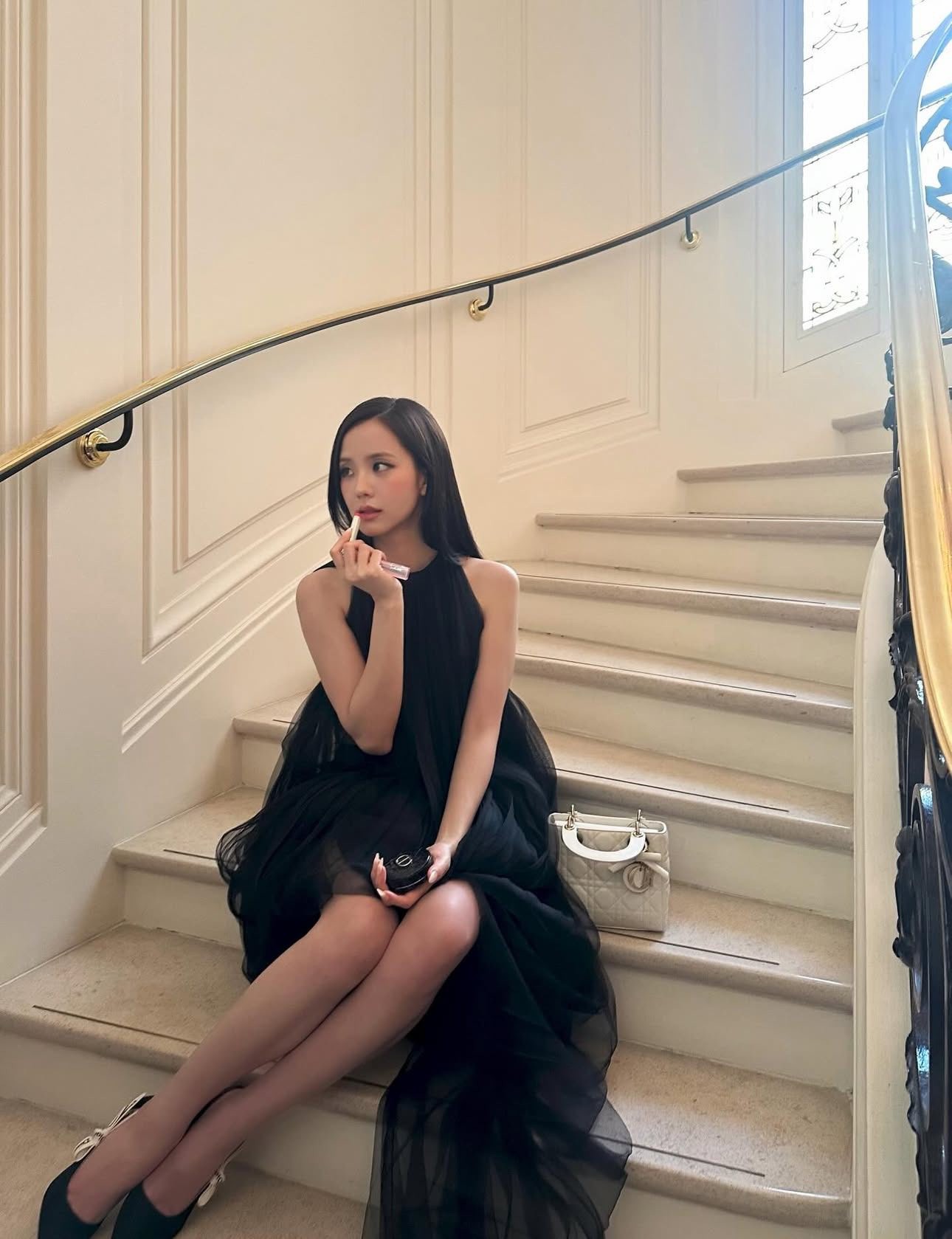 jisoo-dior-6-1772613598.jpg