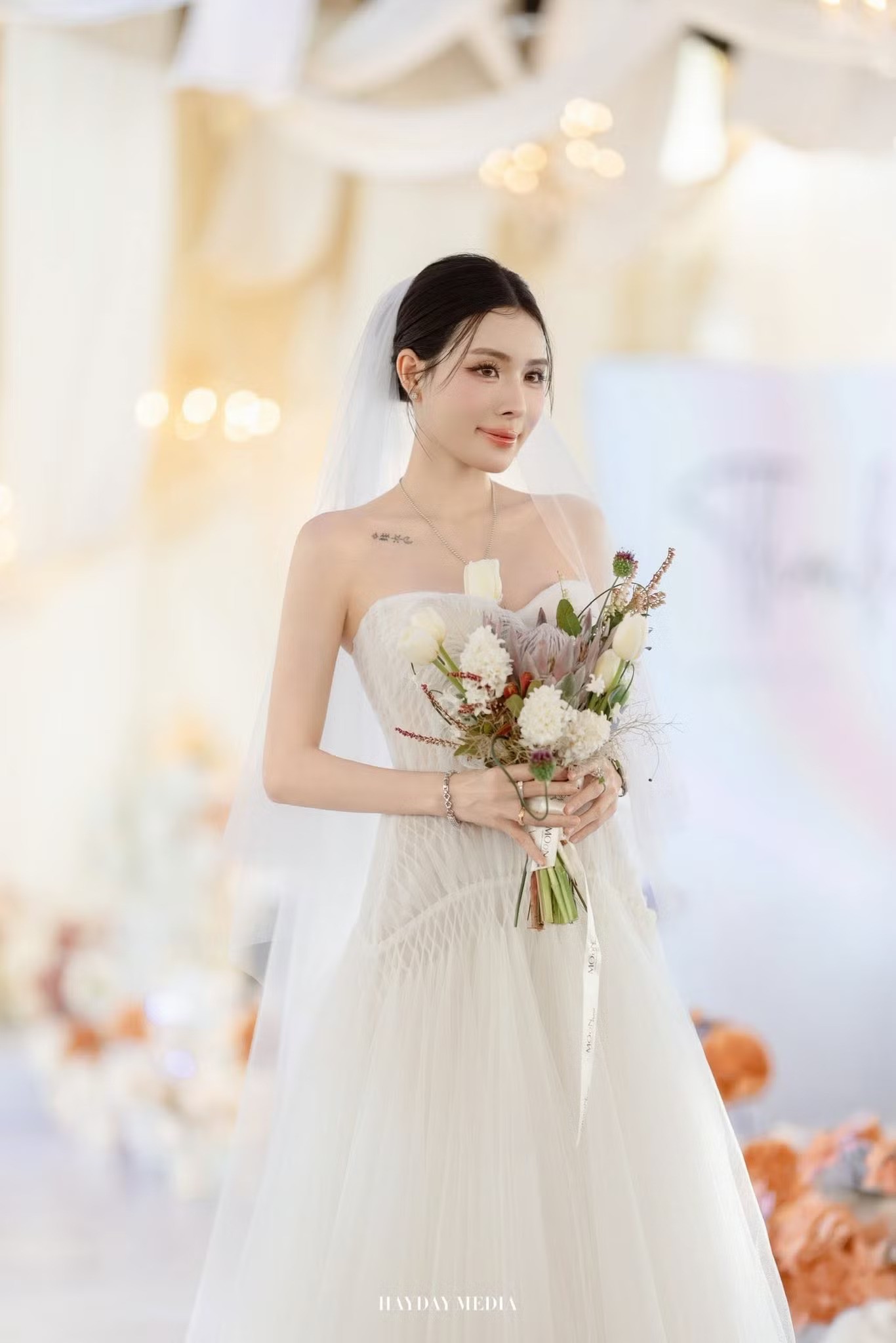 nhan-sac-quyen-ru-vo-hon-3-tuoi-co-con-rieng-cua-van-thanh-anh-2-1782103473.jpg