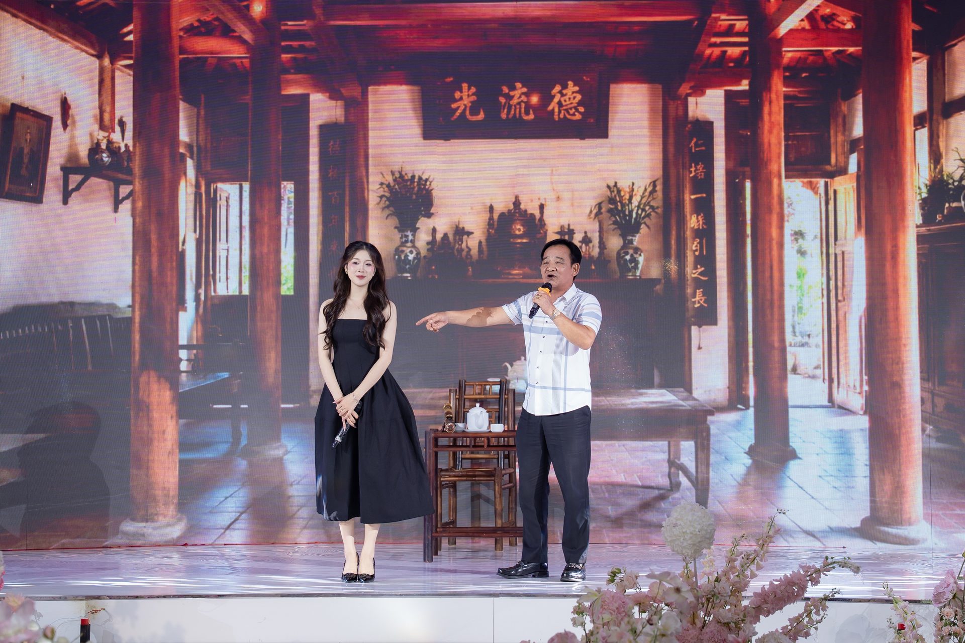 nsut-quang-teo-bat-ngo-truoc-kha-nang-dien-xuat-cua-nhan-vien-trung-tam-tiec-cuoi-ngo-y-muon-moi-tham-gia-phim-4-1783074127.jpg