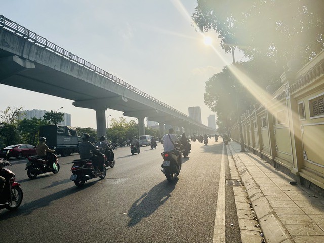 1750206467-thoi-tiet-nang-nong-56319-width640height480-1783999872.jpg