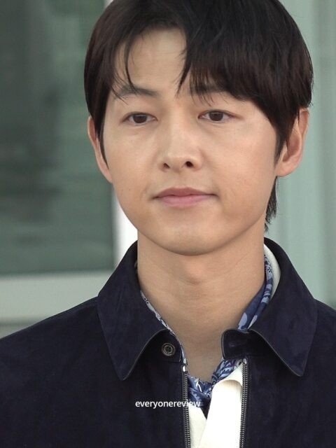 rung-dong-nghi-van-song-joong-ki-ly-hon-lan-2-su-nghiep-lan-tinh-duyen-deu-cham-day-4-1784015970.jpg