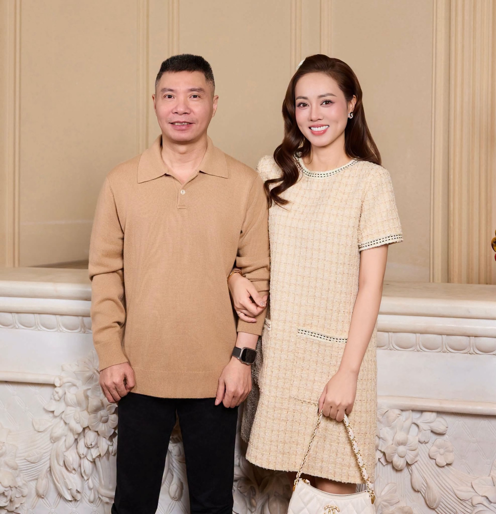 3vo-nsnd-cong-ly-bat-ngo-dang-bai-xin-loi-cong-khai-chuyen-gi-vua-xay-ra-1784691933.jpeg