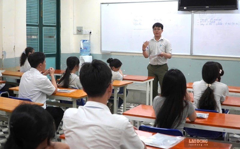 bo-gddt-siet-chat-day-them-lam-thu-va-sap-xep-lai-truong-hoc-truoc-nam-hoc-moi-3-1786345906.jpg