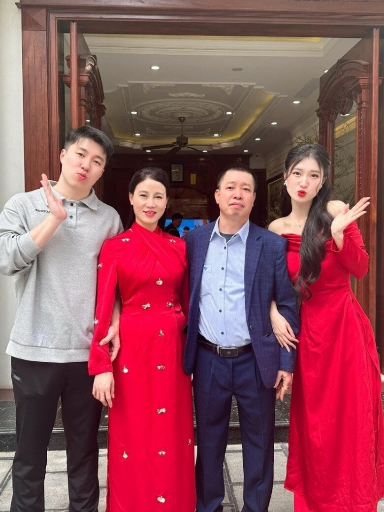 he-lo-can-nha-2-tang-nam-ngay-mat-tien-o-que-cua-a-hau-phuong-nhi-3-1786508119.jpg