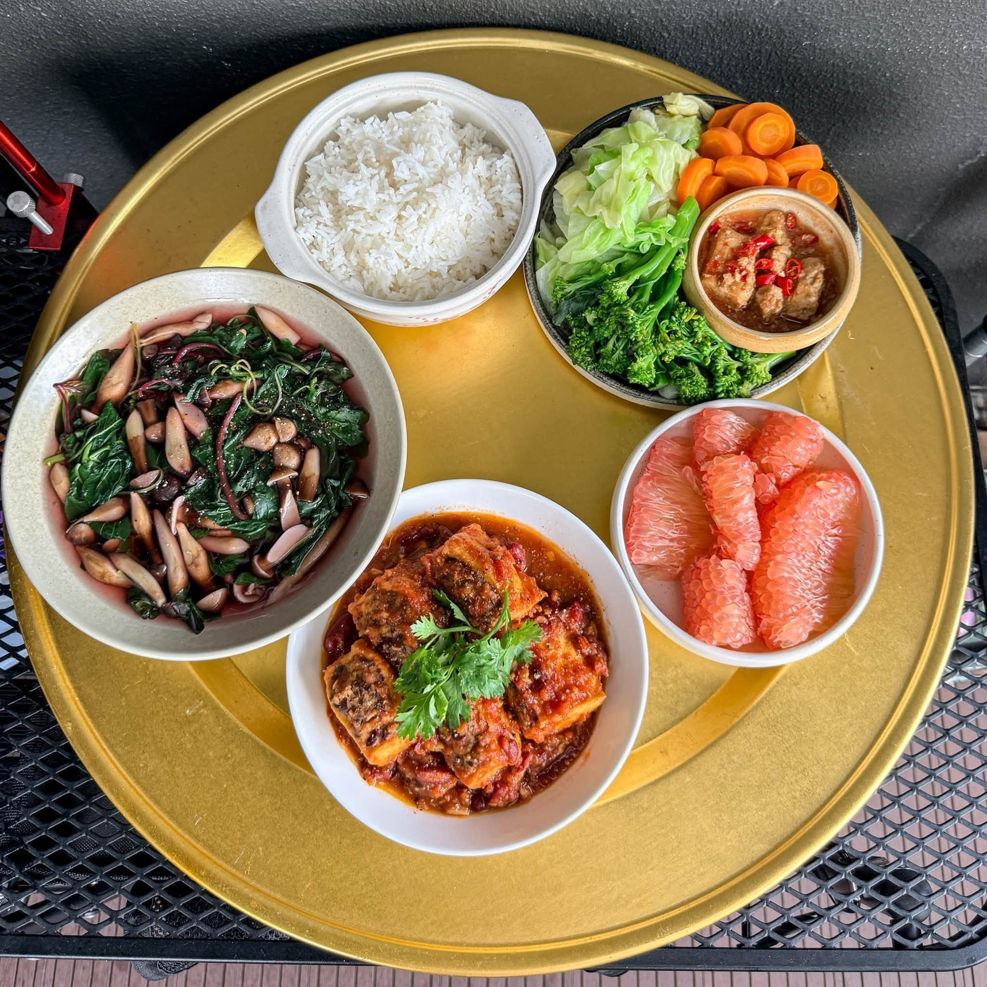 goi-y-10-mam-com-chay-vu-lan-vua-dep-vua-de-lam-cua-9x-an-chay-truong-17-nam-11-1787651140.webp