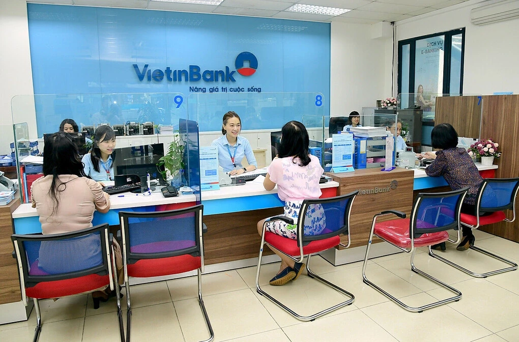 loat-ngan-hang-bidv-vietinbank-acb-ocb-bvbank-doi-quy-dinh-tu-thang-8-nguoi-dung-can-luu-y-gi-2-1787648559.webp