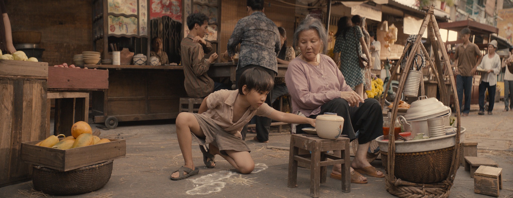 tu-ky-uc-tuoi-tho-nam-1975-den-man-anh-rong-mai-no-mot-loi-tam-biet-ke-cau-chuyen-nhieu-the-he-1-1787962183.jpg