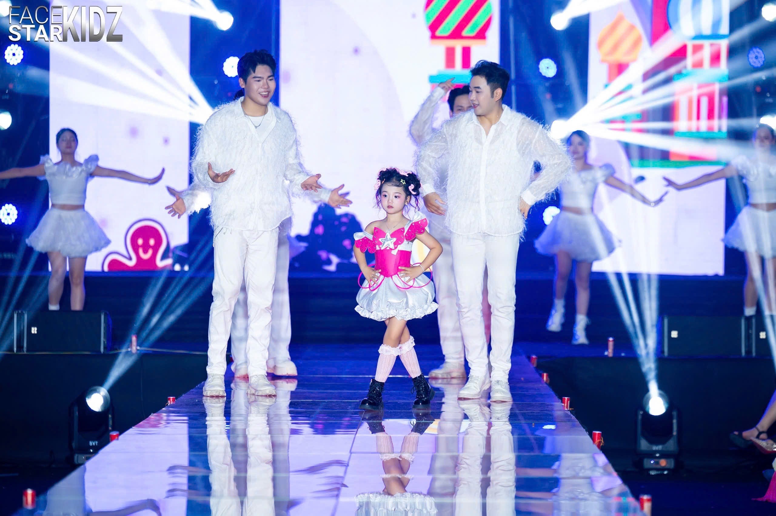 cherry-thien-kim-vien-keo-ngot-nhieu-sac-mau-cua-face-star-kidz-2026-3-1788524500.jpeg