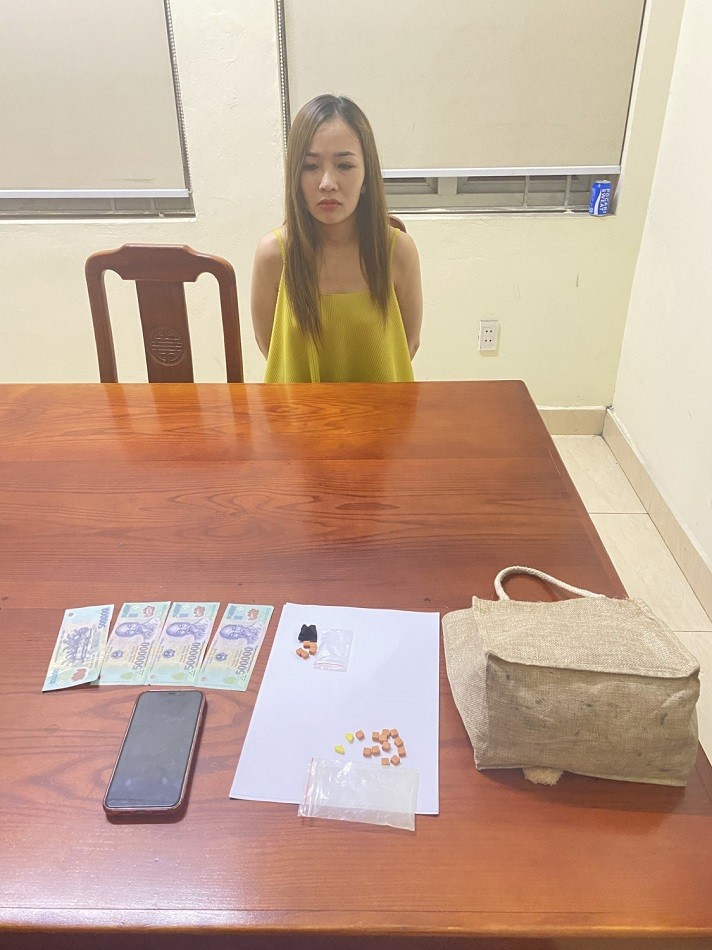 Lật tẩy thủ đoạn mua bán ma túy của kiều nữ đất mỏ