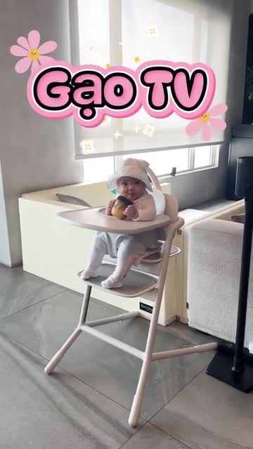 con-gai-ngo-thanh-van-huy-tran-duoc-khen-giong-bo-nhu-duc-1772422763.mp4