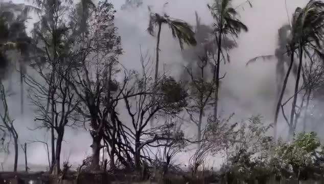 no-kho-phao-hoa-kinh-hoang-hon-40-nguoi-thuong-vong-ca-vung-hoang-loan-1776830993.mp4