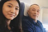Bé gái bị bỏ rơi được nhận nuôi, 27 năm sau trở thành tiến sĩ, ngày cha mẹ ruột đến, cô chỉ nói 7 từ!