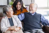 Chỉ khi về già tôi mới thấm: Để sống hòa thuận với con cái, 4 câu nói dù đúng nhưng đừng bao giờ nói quá nhiều
