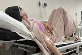 Không có kinh nguyệt từ nhỏ đến lớn, cô gái vẫn mang thai sinh 3 con, bác sĩ: "Đi làm 30 năm chưa gặp ca nào hiếm vậy"
