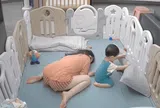 Ngày nào đi làm về cũng thấy vợ đờ đẫn, xem camera giấu kín ở nhà, chồng không thể nào chịu nổi