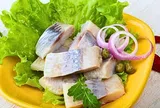 Loại cá bình dân nhưng omega-3 cao gấp đôi cá hồi, bổ não lại ít xương, thơm ngon bé nào cũng mê