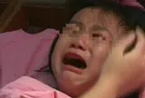 Con gái liên tục kêu "Đau mông quá!", mẹ đưa đi khám thì bác sĩ nói "Sao không đi khám sớm"