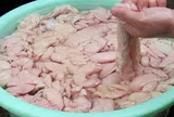 Rửa lòng già với muối mất vị món ăn, dùng 2 thứ này vừa sạch lại thơm không còn mùi hôi