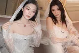 Mỹ nhân siêu đám cưới 1000 tỷ với chồng thiếu gia đeo dây chuyền ngọc 10 carat, nguồn gốc món đồ khiến nhiều người không ngờ