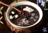 Cách nấu chè đỗ đen nhanh mềm, thơm bùi nhưng chẳng hề nát hạt, mát lạnh giải nhiệt ngày hè
