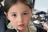 Ông nội định đặt tên cho cháu gái là Nguyễn Thị Sen, may mắn bố đứa trẻ đặt lại cái tên khác giúp "nở mày nở mặt"