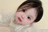 Ông nội định đặt tên cho cháu là Vi Thị Xinh, bố mẹ đứa trẻ đổi thành cái tên khác vừa hay vừa ý nghĩa
