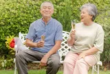 Khi về già, ngoài tiền tiết kiệm và nhà cửa, tôi rất cần điều này để cuộc sống an toàn