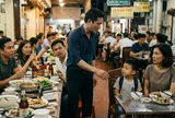 Vô tình gặp vợ cũ và con trai khi đi ăn cùng đồng nghiệp, mặt tôi biến sắc trước lời chào của đứa trẻ