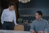 Từ chối “lên giường” cùng nữ đồng nghiệp trẻ đẹp, về nhà tôi toát mồ hôi hột trước món quà bố vợ cho