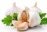 Bảo quản tỏi, chỉ cần thêm thứ này, để cả năm vẫn không mốc hỏng hay mọc mầm