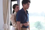 Chồng nói đi đá bóng nhưng về nhà áo thơm phức mùi nước hoa phụ nữ, hôm sau tôi lén đi theo thì ngã quỵ