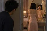 Chơi lễ nhà bạn gái rồi xin ở lại qua đêm nhưng cô ấy từ chối, lén quay lại tôi bàng hoàng khi nhìn vào nhà