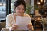 Vừa hết tháng ở cữ thì chồng đòi ly hôn, tôi mỉm cười ký tên, sáng hôm sau cả nhà chồng cuống cuồng