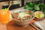Vắt chanh khi ăn phở không chỉ giúp thơm ngon và điều vị, biết lý do này nhiều người sẽ bất ngờ