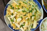 Loại củ xưa mọc hoang không ai ngó, nay là đặc sản được săn lùng vào mùa thu, cứ rao bán là hết sạch, xào trứng hay kho cực ngon