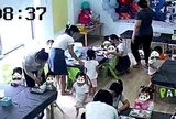 Ông bố ở TP.HCM viết thư cầu xin cô giáo mầm non của con gây xôn xao MXH