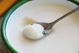 Rán mỡ lợn đừng cho luôn vào chảo, thêm bước này mỡ vừa trắng lại thơm lừng, để được lâu